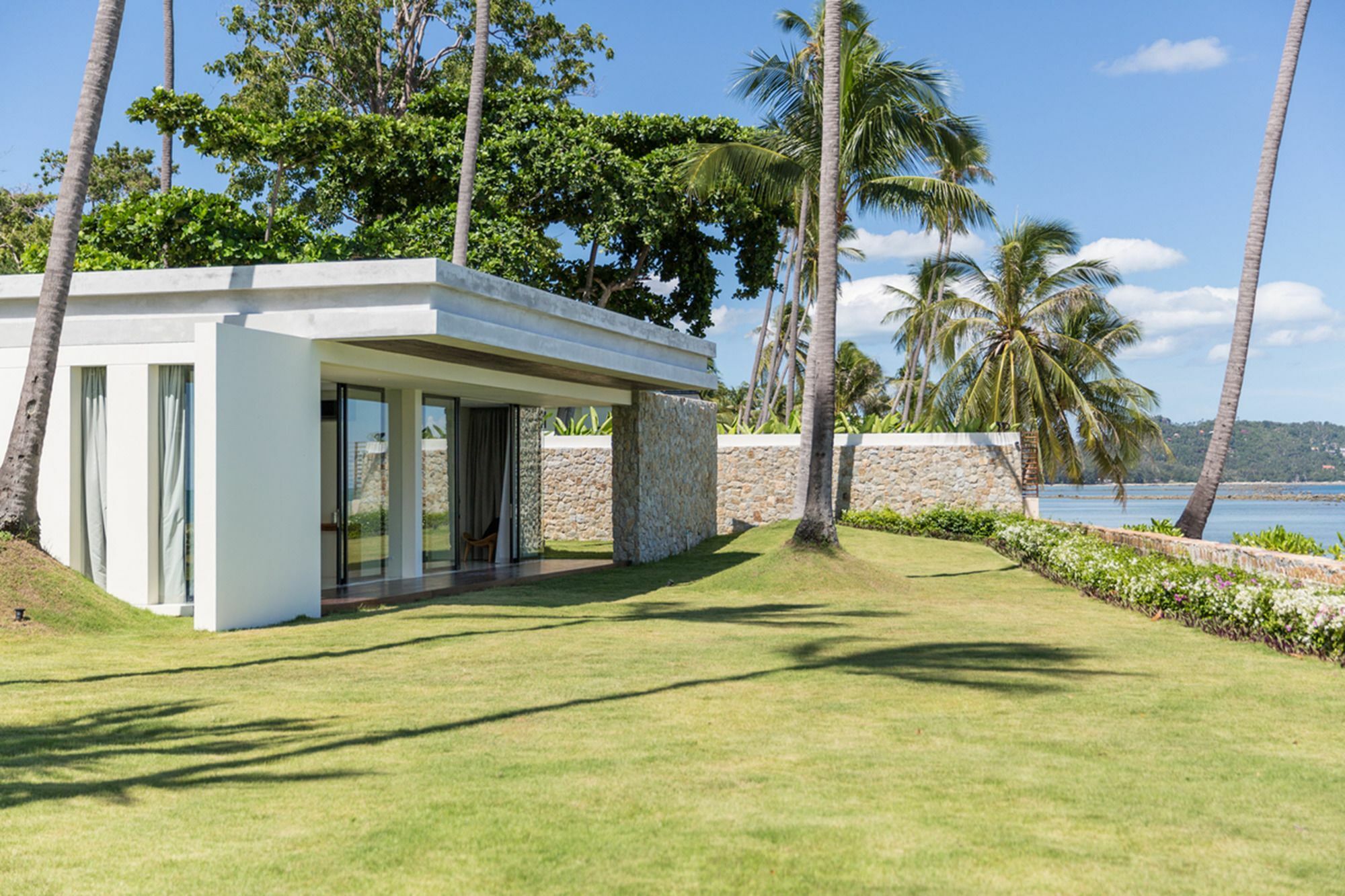 Fashionable Villa Malabar Beachfront 5 Bedrooms Plus 2 Kid'S Bedrooms Laem Sor المظهر الخارجي الصورة